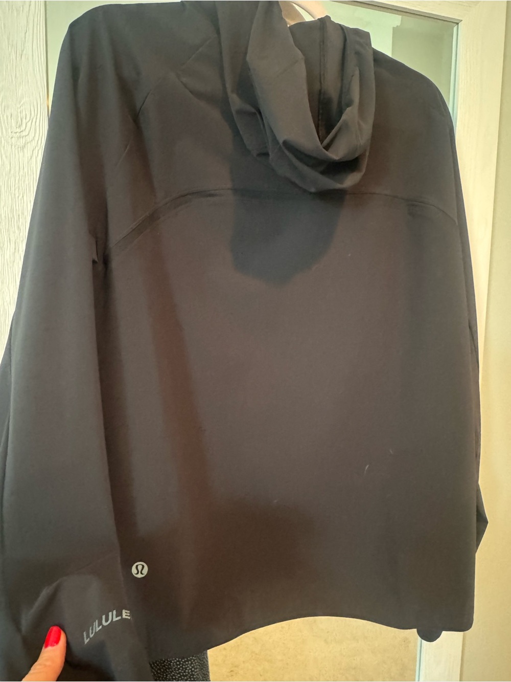 Lululemon Men's Black Hooded Zip Shirt Jacket - Picture 5 of 5
